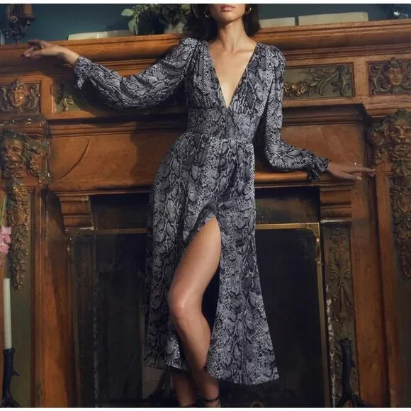 Reformation Aries Midi Dress Blue Snakeskin Smocked Plunge Long Sleeve Small - Picture 1 of 8